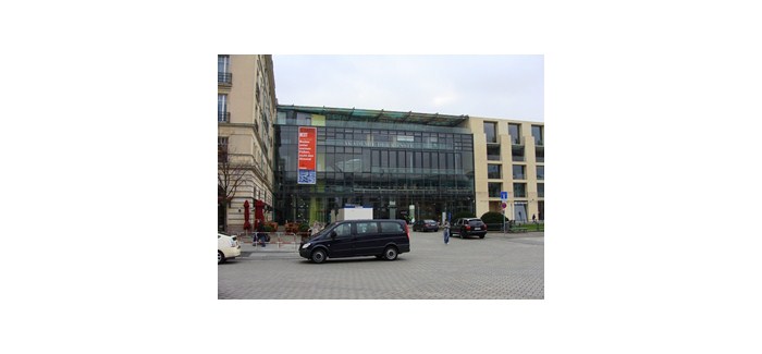 1-akademie-der kunste-pariser-platz-berlin